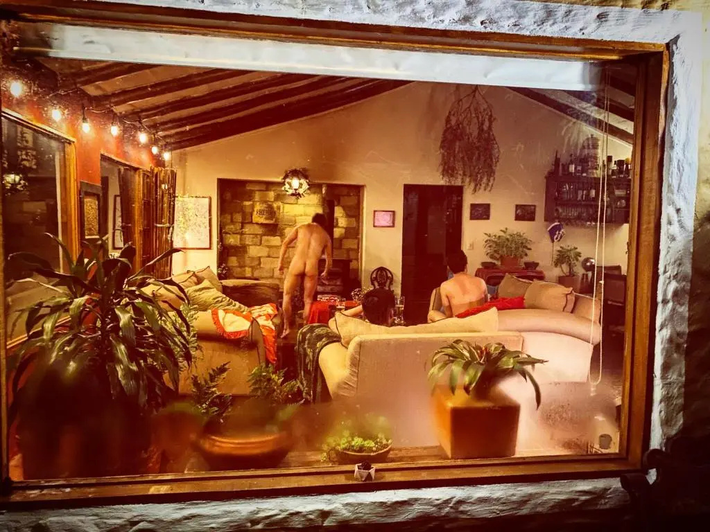 The Naked House - Hotel Nudista