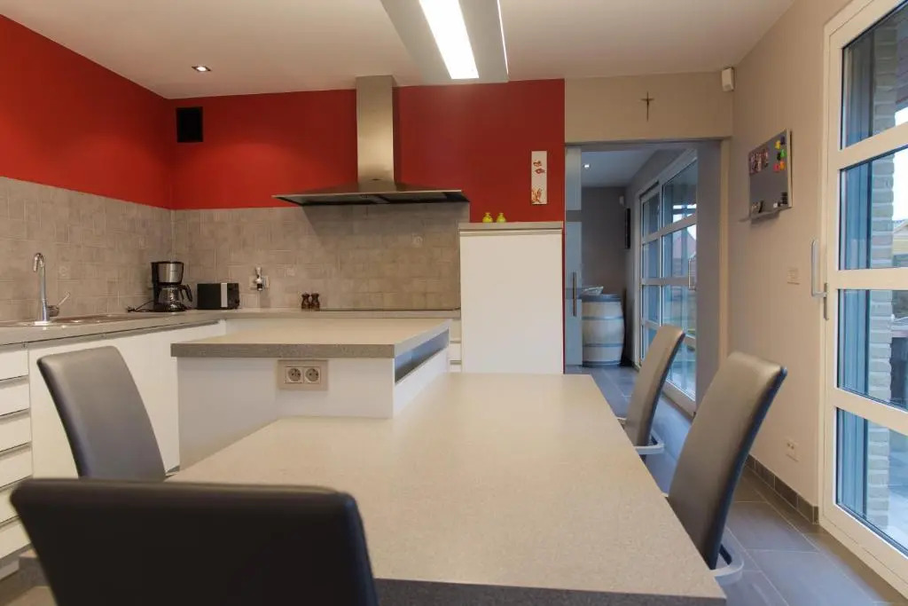 VILLA WESTHOEK