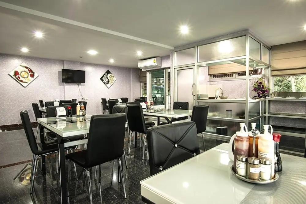 Winner Sriracha Serviced Apartment