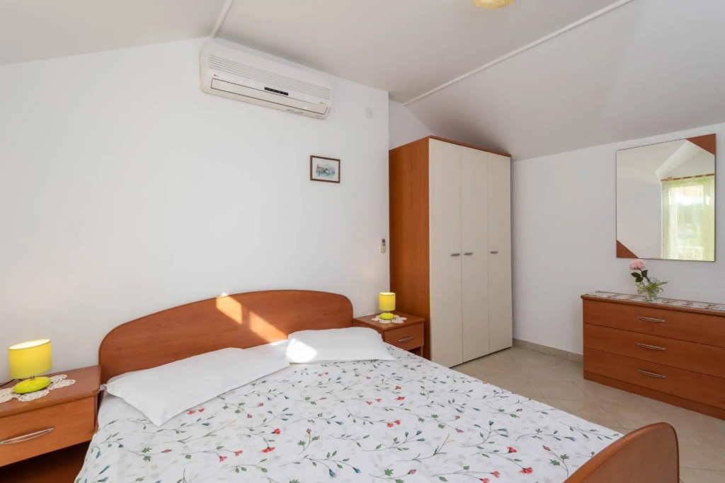 Ora  - Apartments with Pool - A4(2+1)