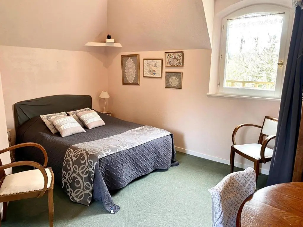 Évasion Romantique: Charmant Gîte 2 Pers., Parc Boisé, Activités & Confort Tout Inclus - FR-1-381-455