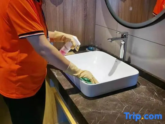 Yaguo Exquisite Hotel (Zhou Lipstick Xingmei Kailong Branch)