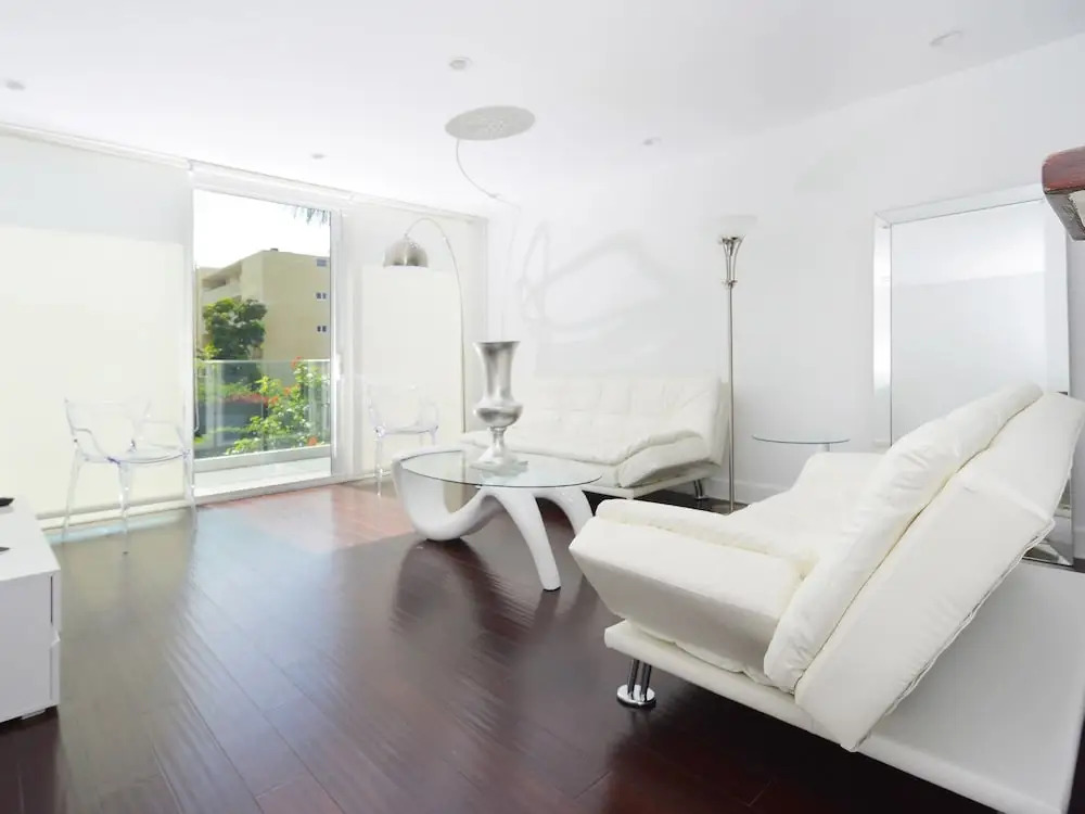 Miami World Rental - Euclid House