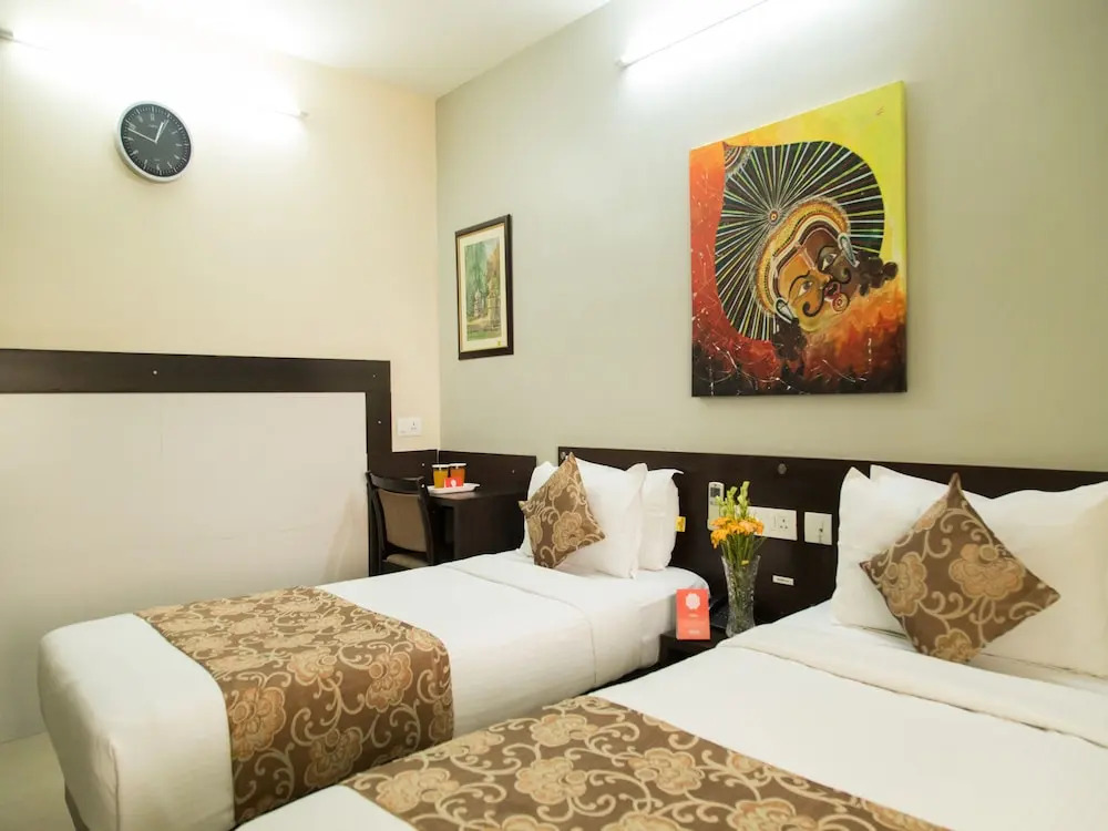 OYO 9043 Peanut Inn