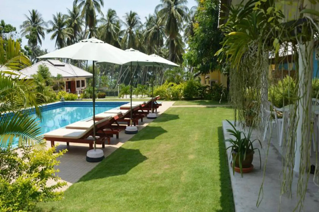 Apple Bungalows