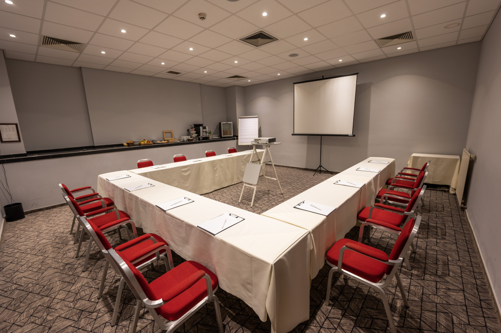 Holiday Inn Budapest-Budaörs by IHG