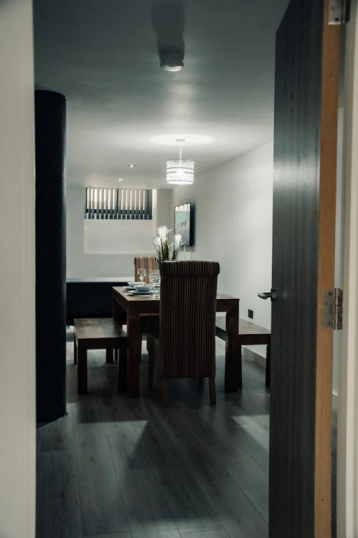Bv Comfy Basement Apartment At Conditioning House
