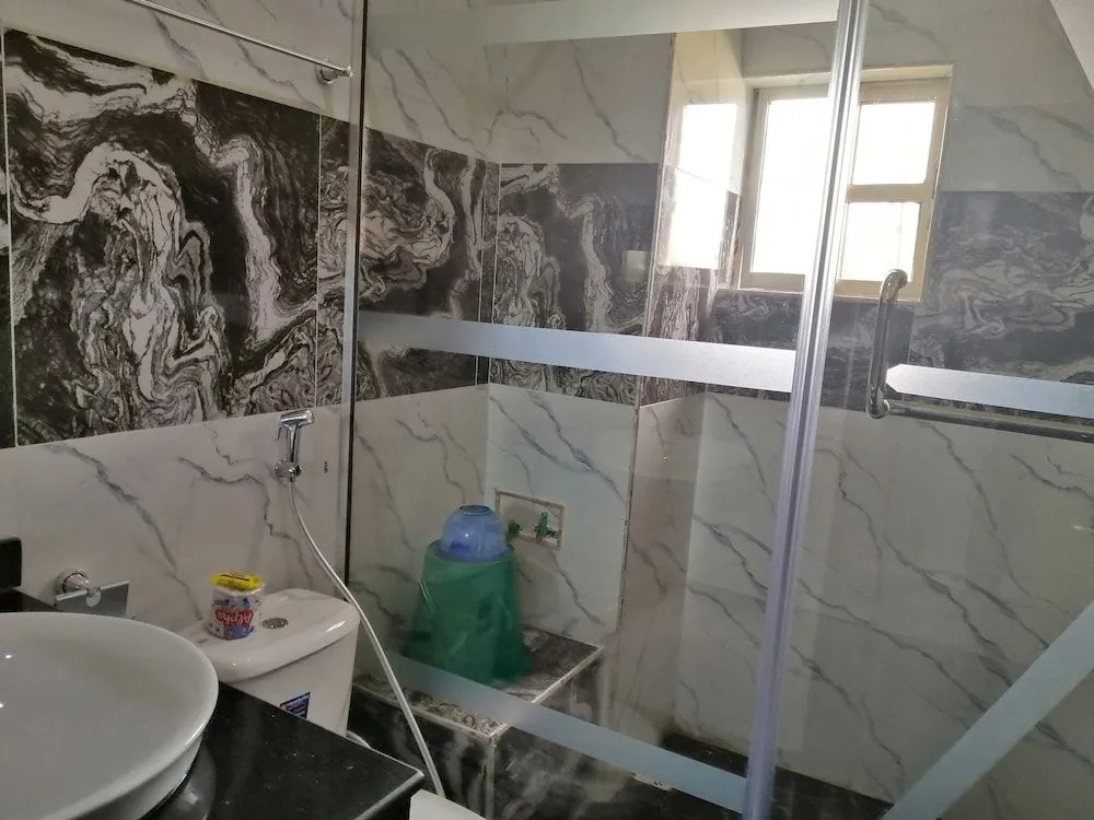 Chalon Suites