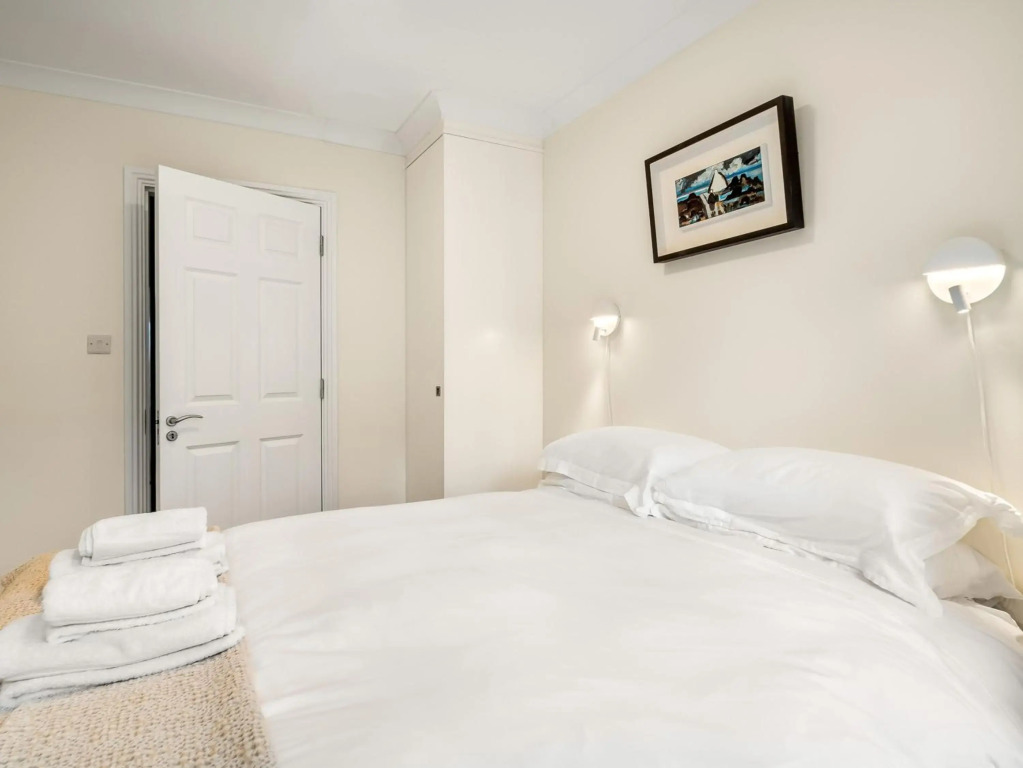 Apartment 393 - Clifden