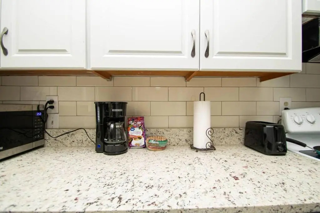 House - Sleeps 8 - Parking - Malls Close