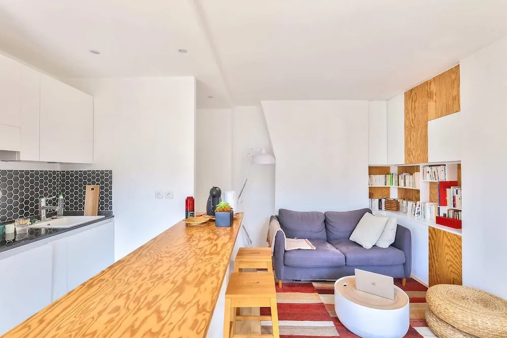 Fully Equipped Apartment Near the Canal Saint Martin