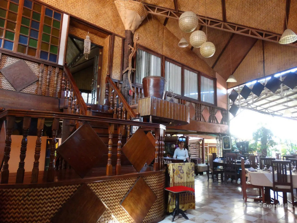 OYO 621 De Loro Inn