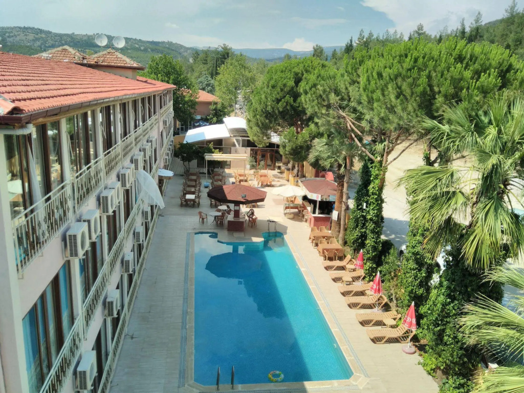 Oskar Hotel