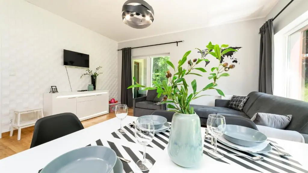 Apartamenty EverySky - Emilii Plater 18-18A