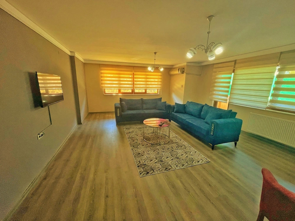 LUSTRA GARDEN SUİTE
