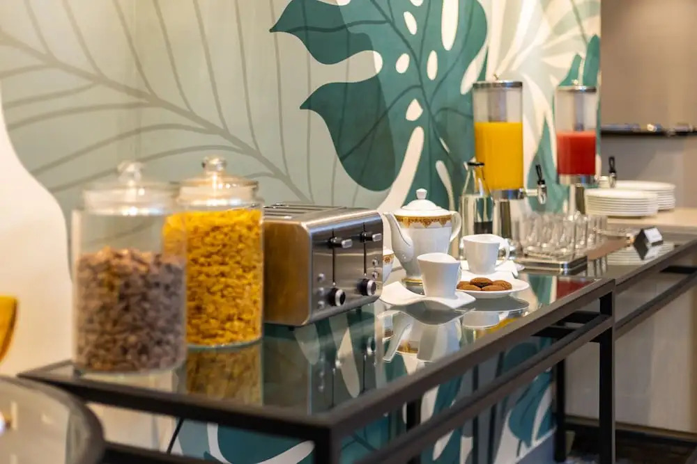 PRESIDENCY AIRPORT HOTEL