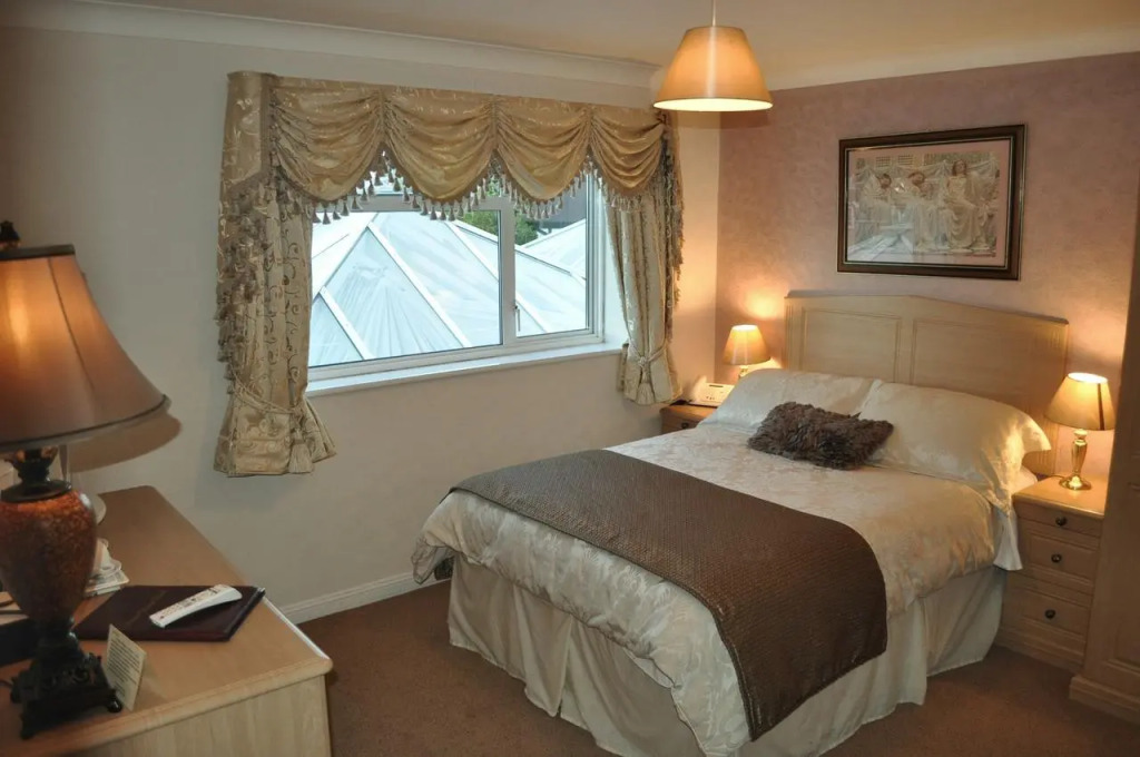 Ardmore House Hotel