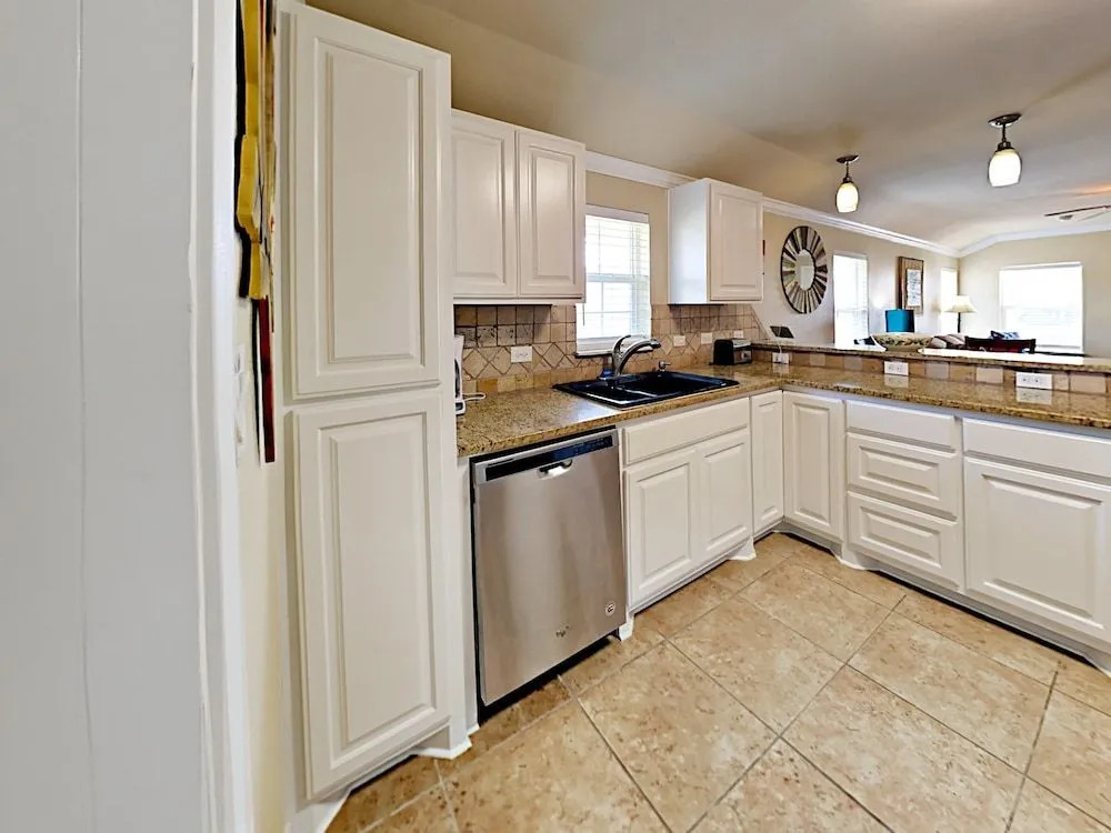 Sugar Shack Cottage in Port A by RedAwning