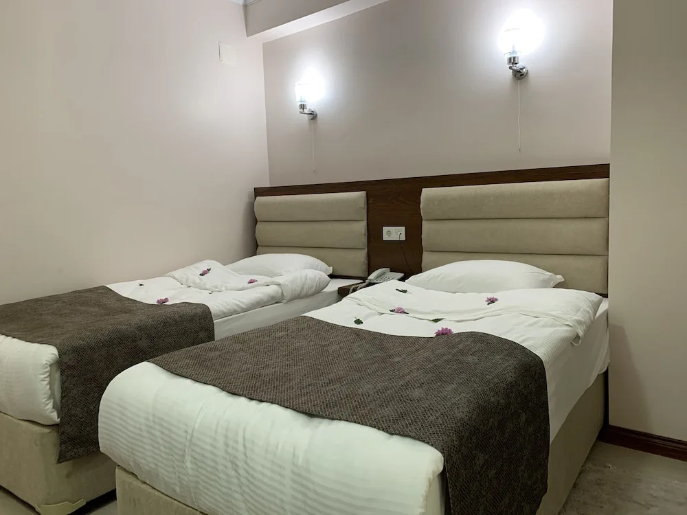 Sami Akar SARAY OTEL