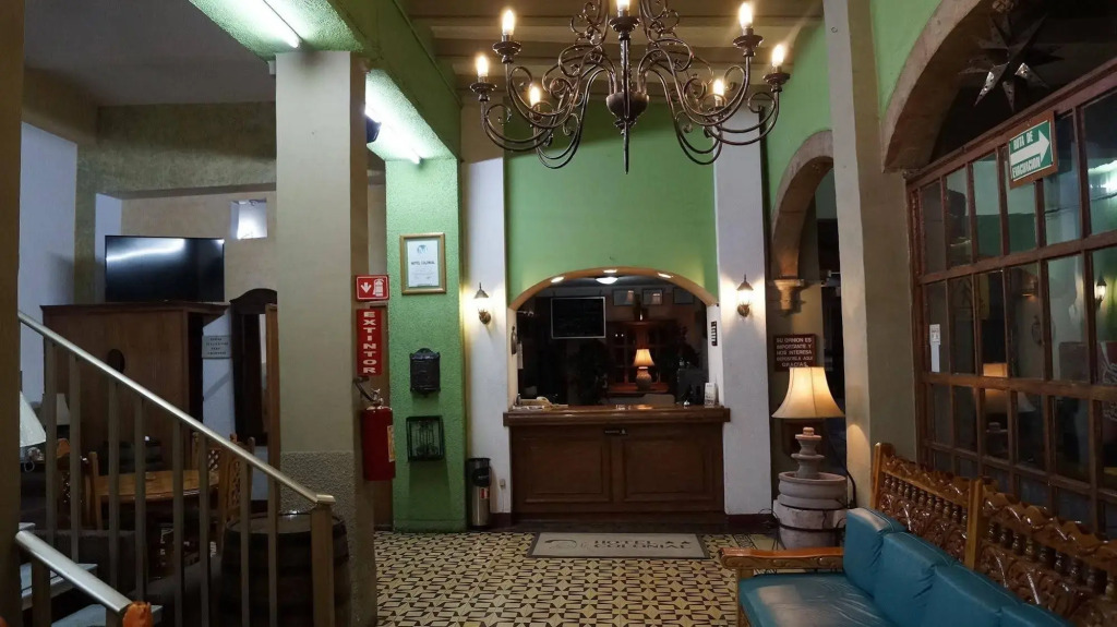 Hotel Colonial