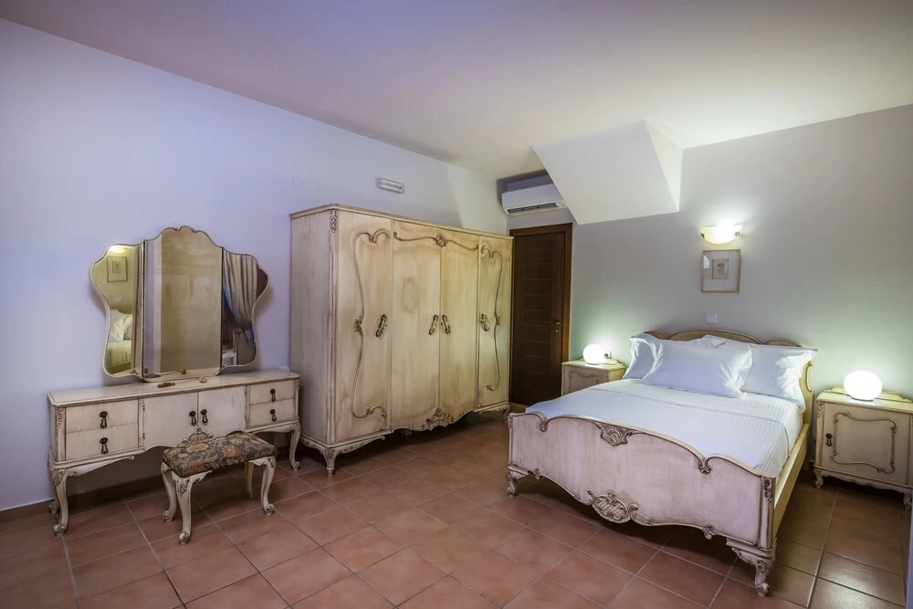 Mansion by Estia