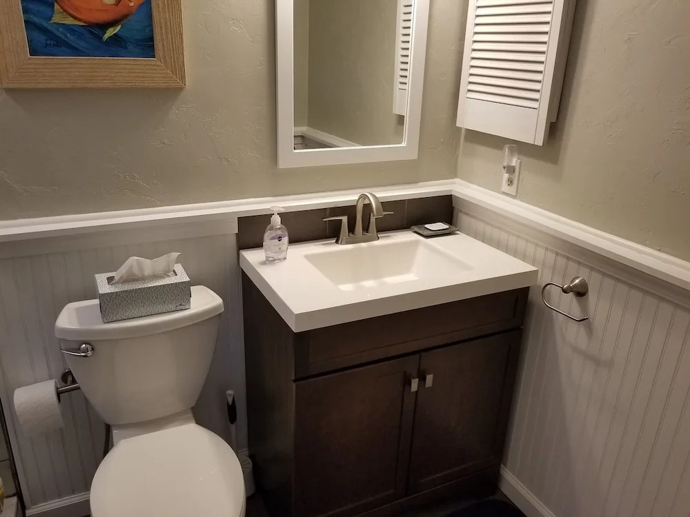 Island House D224 Condo