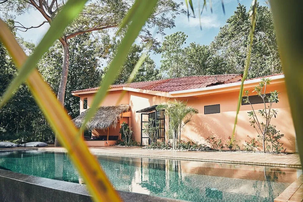 Rapture Surfcamps Costa Rica