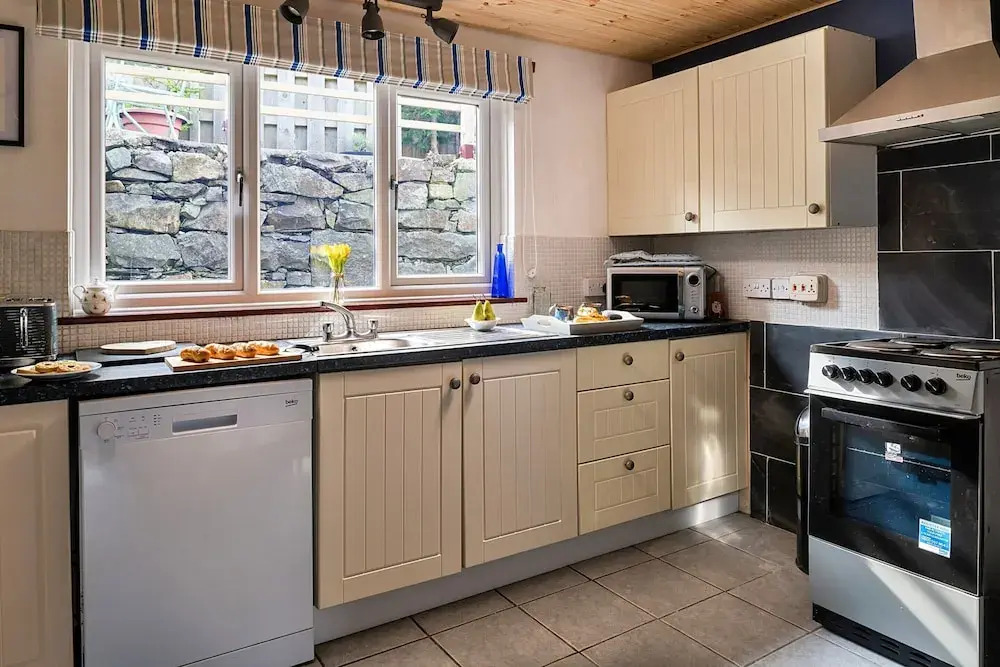 Cottage in Snowdonia With Mountain Views