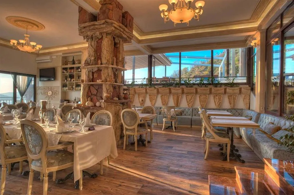 Hotel Adrović