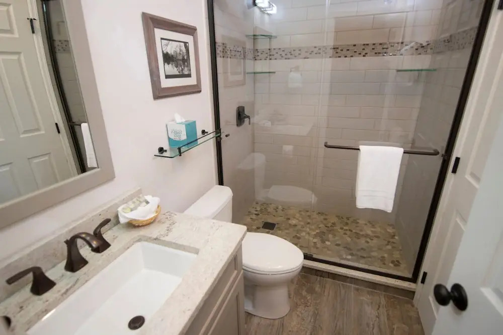 Winterplace 3 Br- Plenty Of Bedding- Great For Families 3 Bedroom Condo by RedAwning