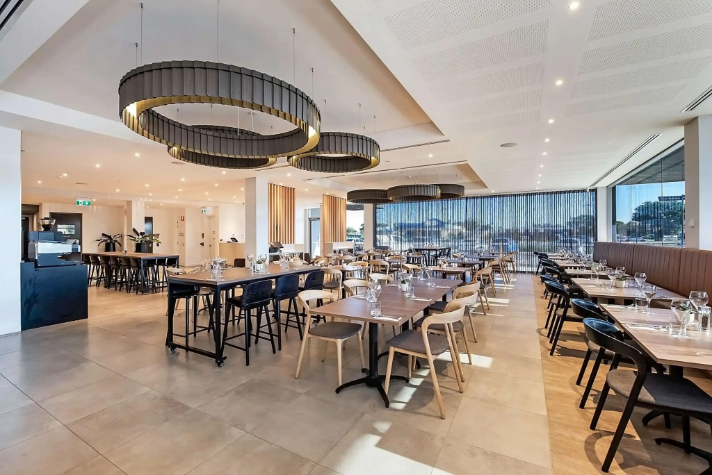 Ingot Hotel