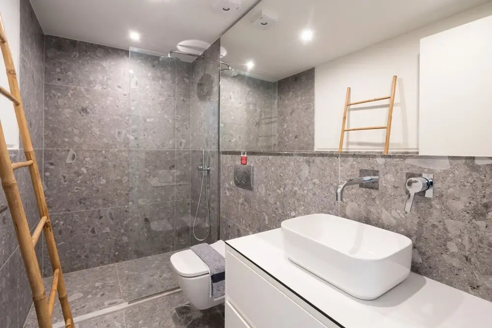 LIV Athinum 1 - Luxury Apartment 3A