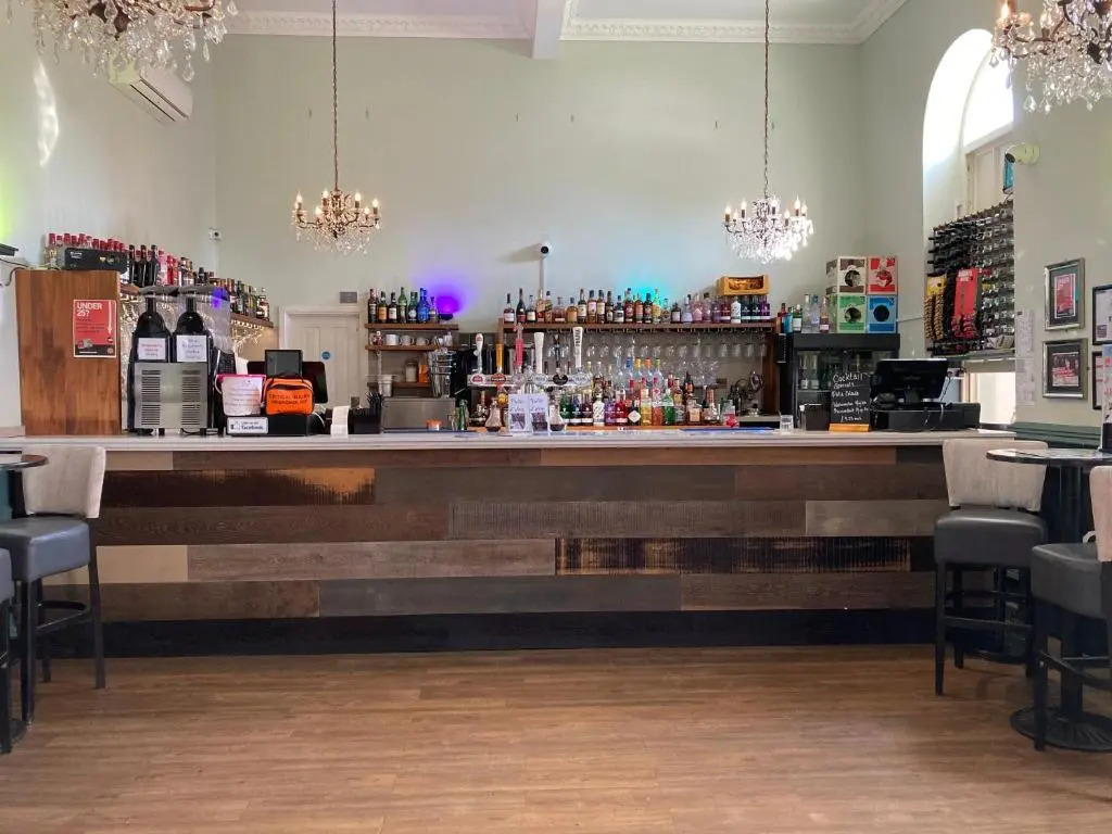 Kings Hotel