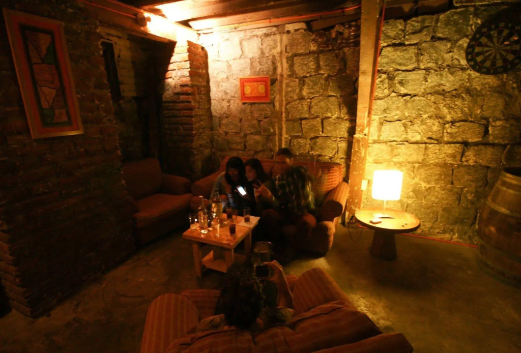 Happy House Hostel