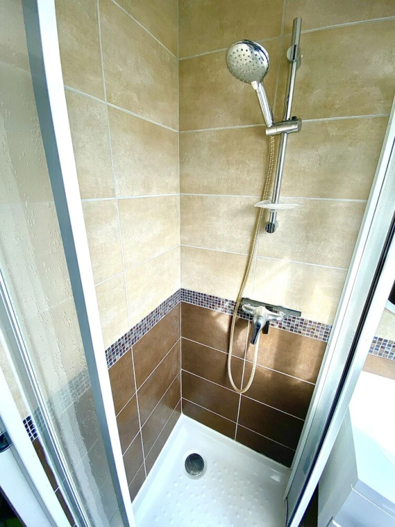Superbe appartement & piscine privée à Sens
