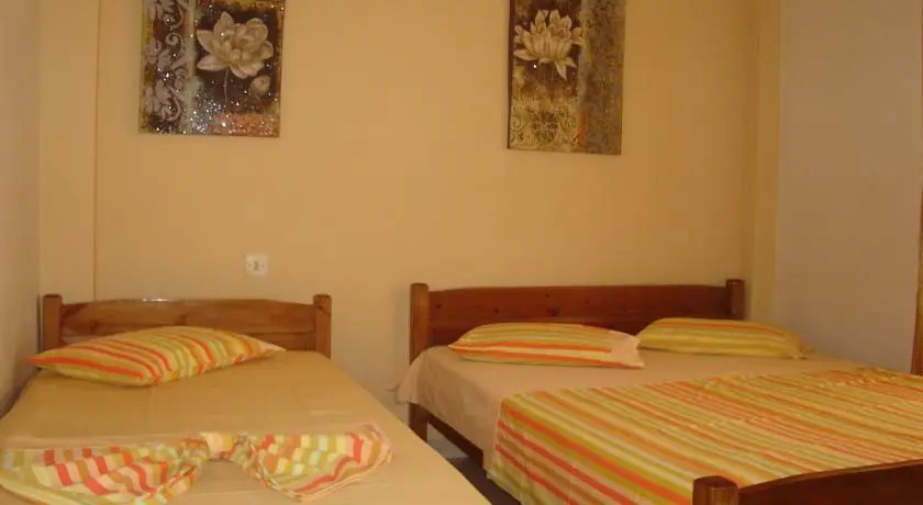 Nopi Rooms
