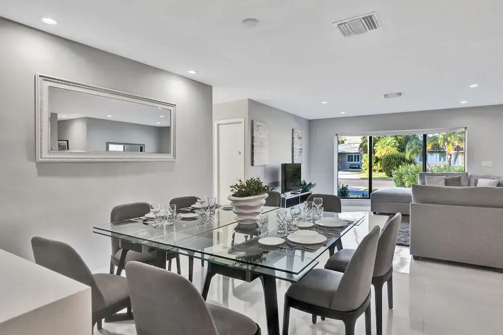 Renovated 5 Br Home with Heated Pool