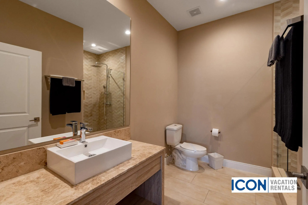 4 Bedroom Luxury Condo With 4.5 Baths! , KISSIMMEE, US