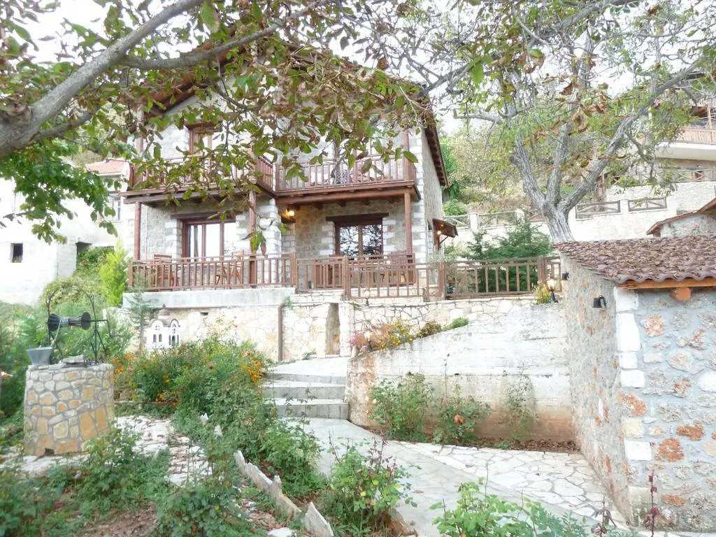 Theasis suites-Ορεινή Φιλοξενία