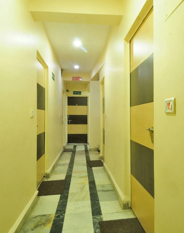 Hotel lahorimal Deluxe Paharganj