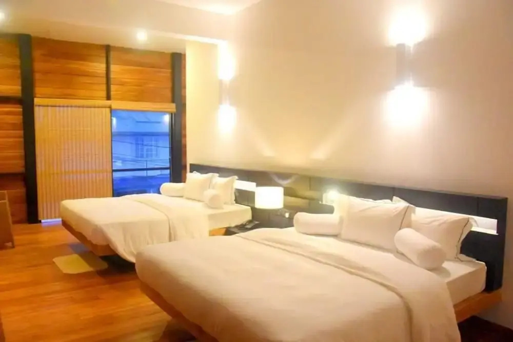 Manuka Hillwood Hotel