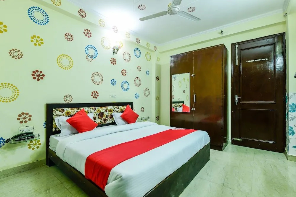 OYO 24298 KP Hotel