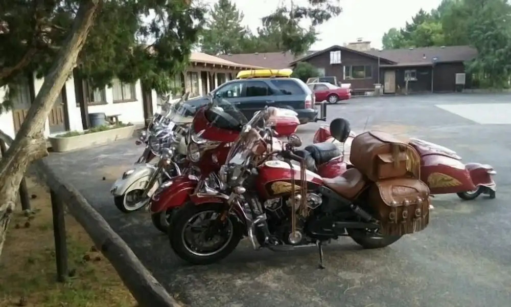 Bunkhouse Motel