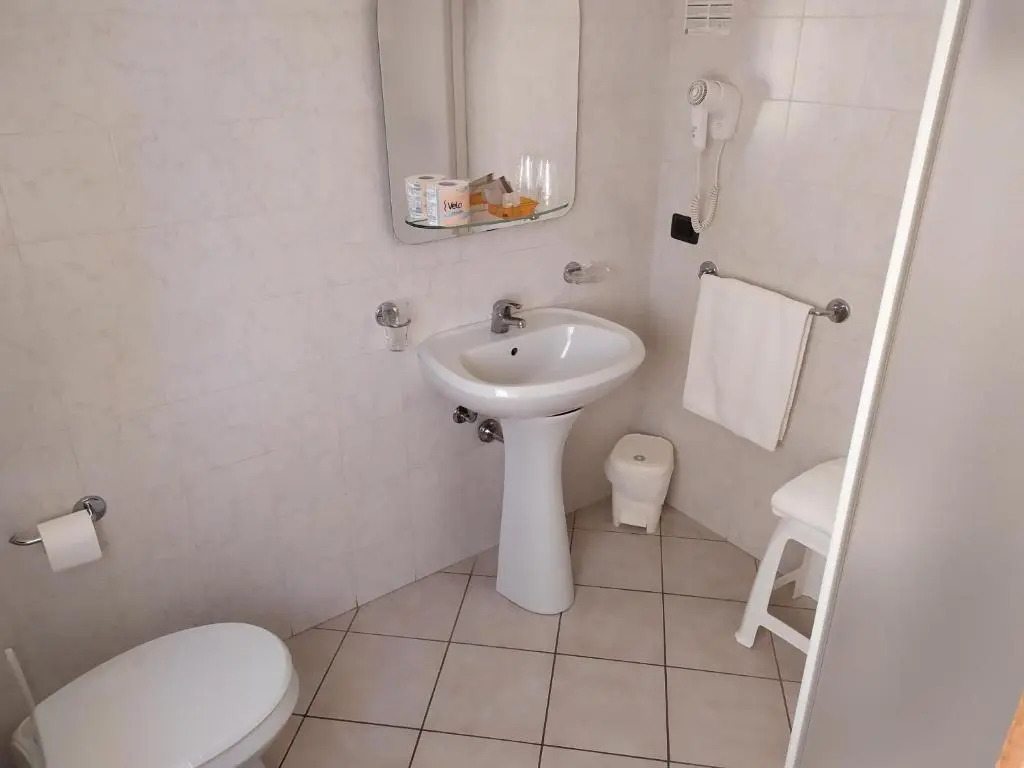 Albergo Shine