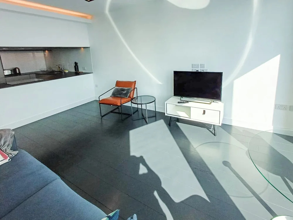 One Bedroom Apartment City View