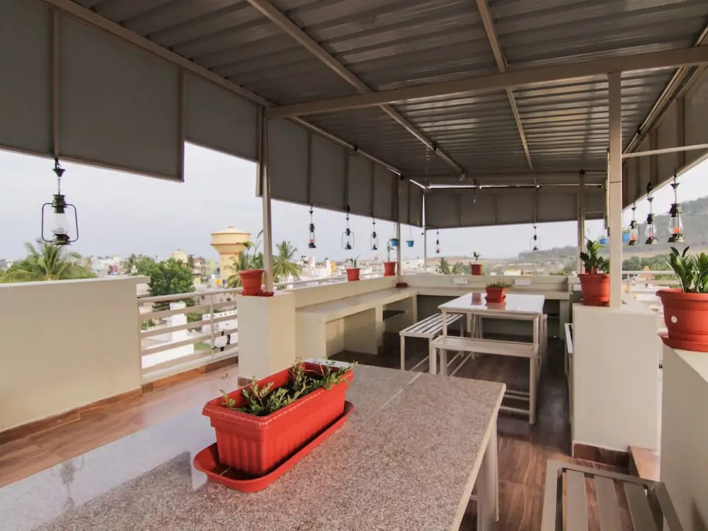OYO 13649 Megalahatti Residency