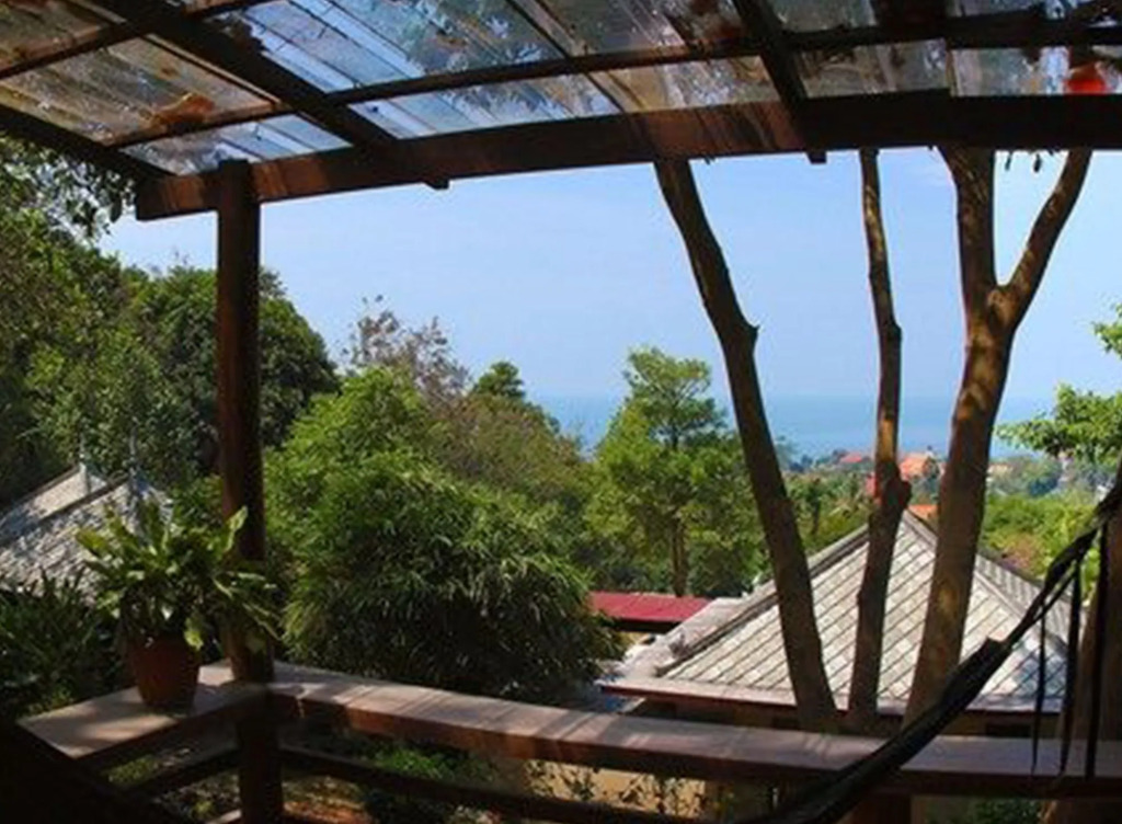 VANNA Hill Resort