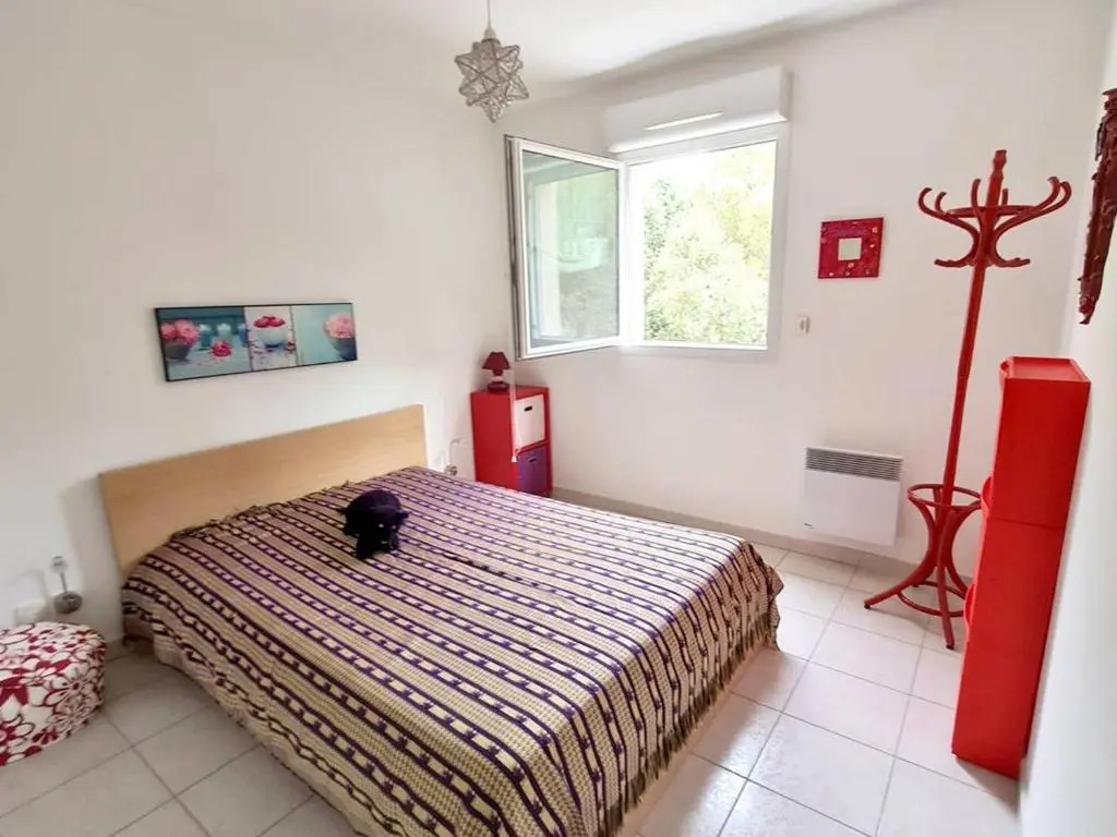 Appartement Six-Fours-les-Plages, 3 pièces, 5 personnes - FR-1-316-205