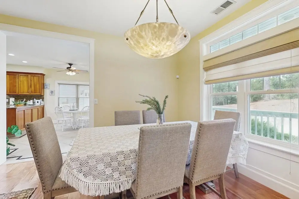 4BR Home w/ Decks & Arcade Games, Near Yosemite