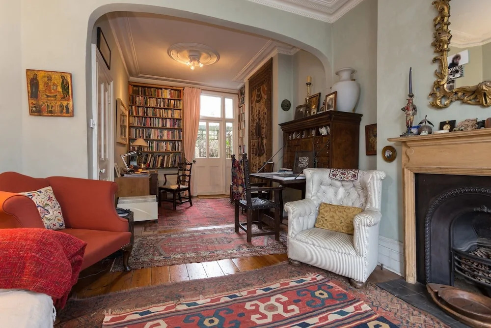 3 Bedroom Home With Garden